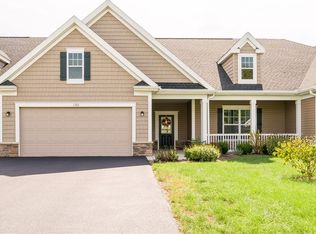 1702 Rivers Run, Rochester, NY 14623