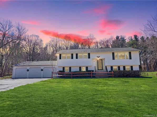 9 Blue Trail Drive, Prospect, CT 06712