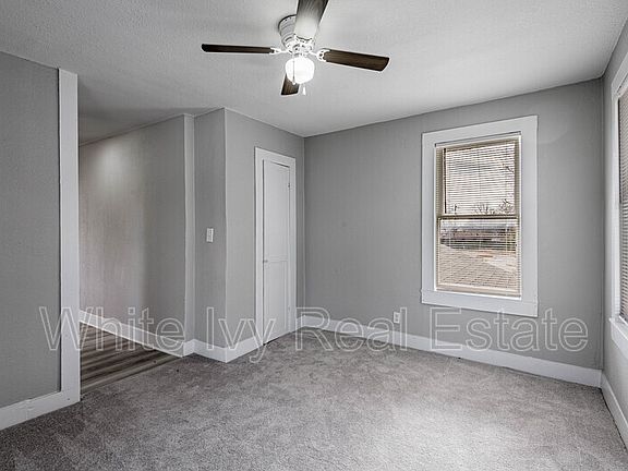 5th image of 200 W Caroline St #B