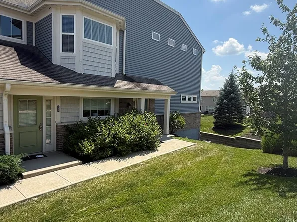 127 Rippling Brook Ln, Springboro, OH 45066