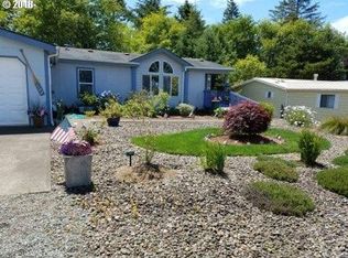 1103 Charlotte St, Rockaway Beach, OR 97136