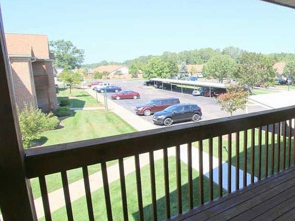 2nd image of 45979 Tallgrass Ct #8