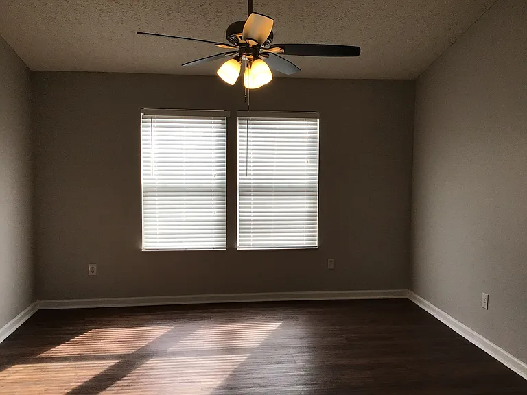 128 Georges Creek Dr — Photo 7