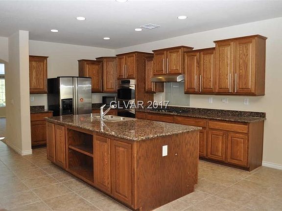 3rd image of 9819 High Alpine St #0