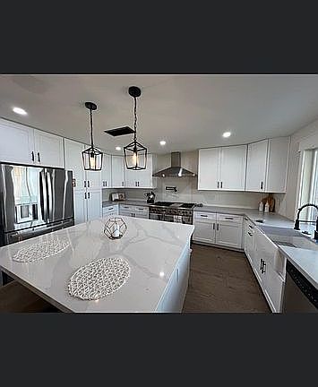 4th image of 8138 E Fairmount Ave
