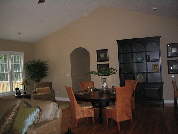 2nd image of 70 Leeward Dr