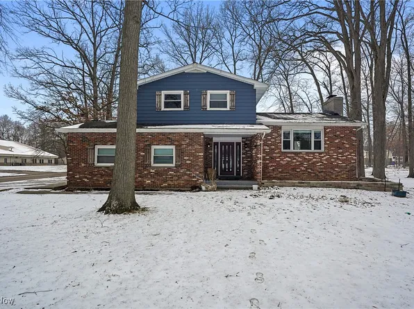 3925 Summit Rd, Ravenna, OH 44266