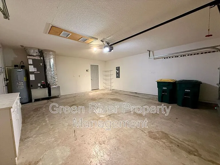 8716 Canopy Oaks Dr — Photo 51