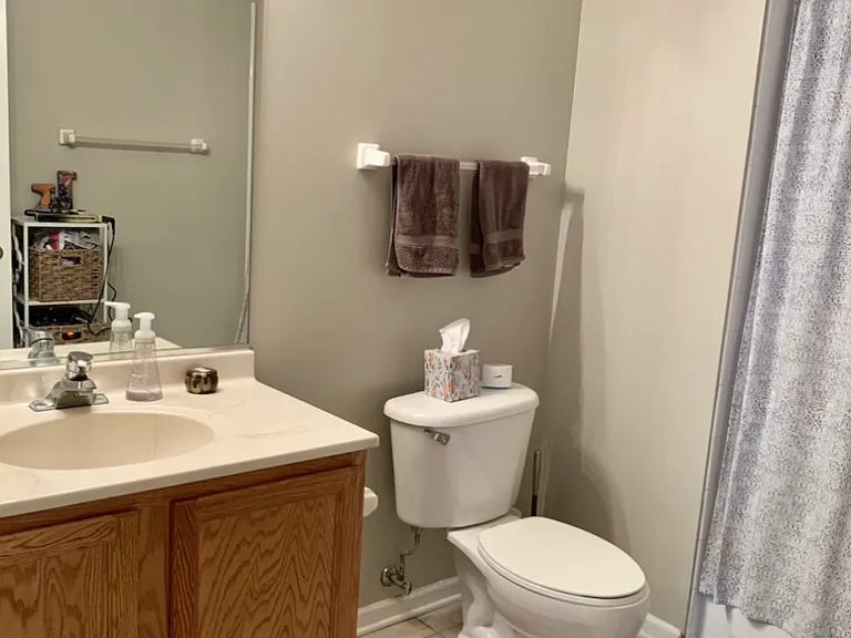 645 N Kingsbury St #907 — Photo 12