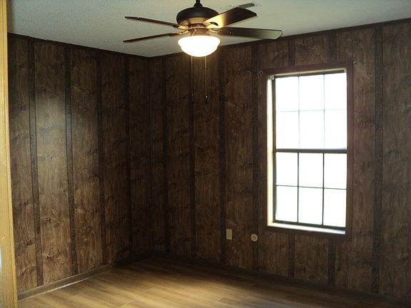 5th image of 1711 Cindy Ln