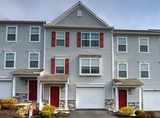 2517 Oakwood Ln, Harrisburg, PA 17110