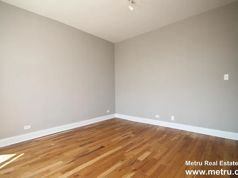 1414 W Montrose Ave #3W — Photo 7