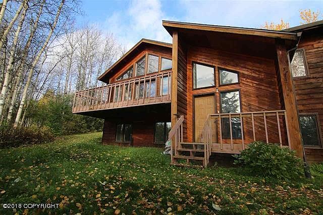 1st image of 450 Valley View Dr