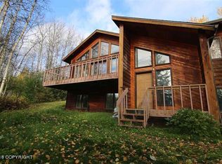 450 Valley View Dr, Fairbanks, AK 99712