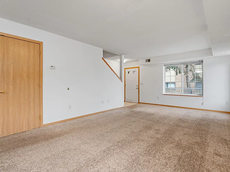 Clark Place Apartments & Townhomes — Photo 43