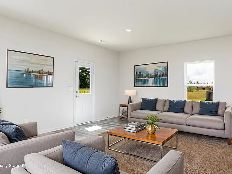 732 Berkeley Dr — Photo 10