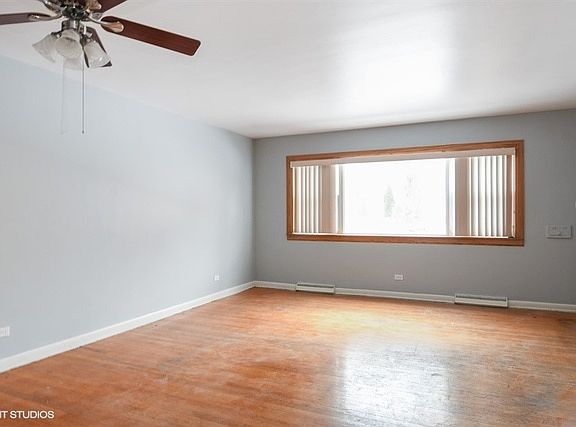 3rd image of 1749 W Leland Ave #H