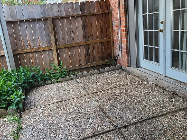 14389 Misty Meadow Ln — Photo 19