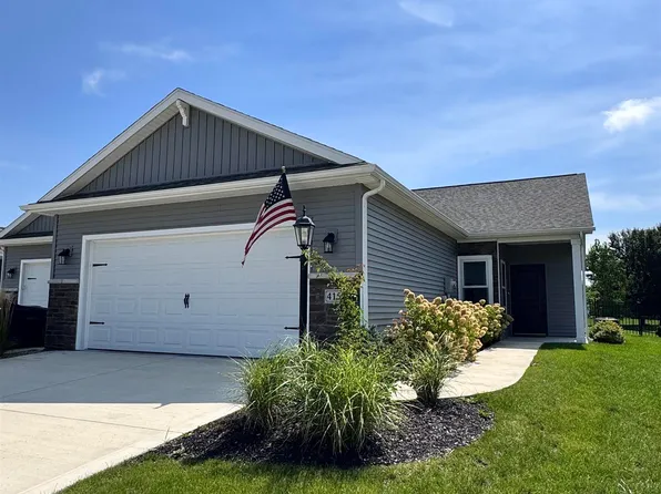 415 Gene Dr, Roanoke, IN 46783