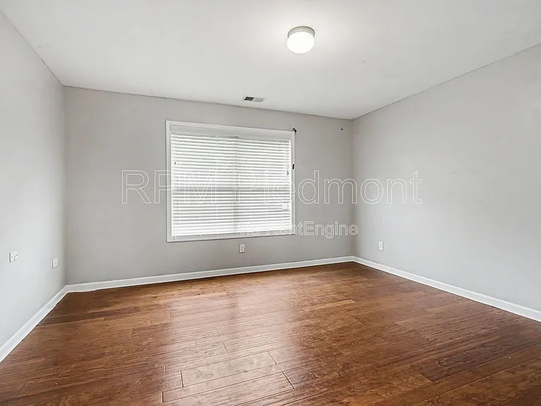 2909 Estate View Ct — Photo 24