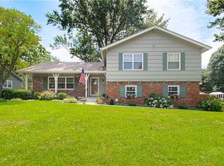 301 W 109th St, Kansas City, MO 64114