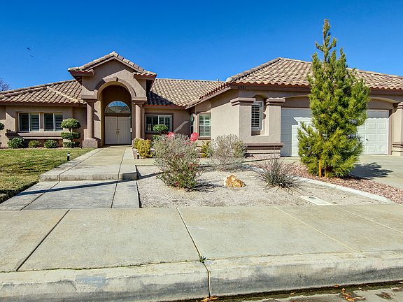2nd image of 41501 Ventana Dr