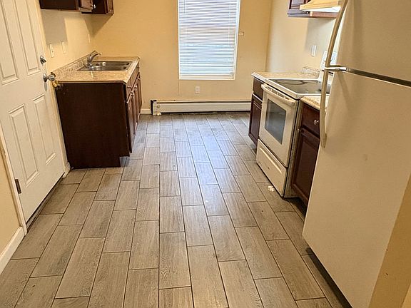 2nd image of 51 N Clinton St APT 1