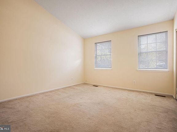 5th image of 13531 Deerwater Dr #6-B