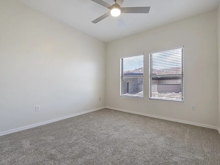 20121 N 76th St #2010 — Photo 18