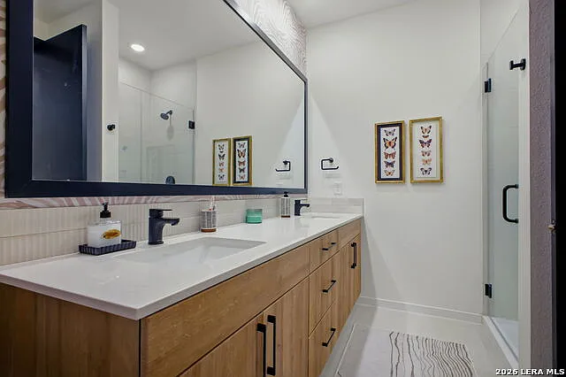 719 E Locust St #4107 — Photo 44