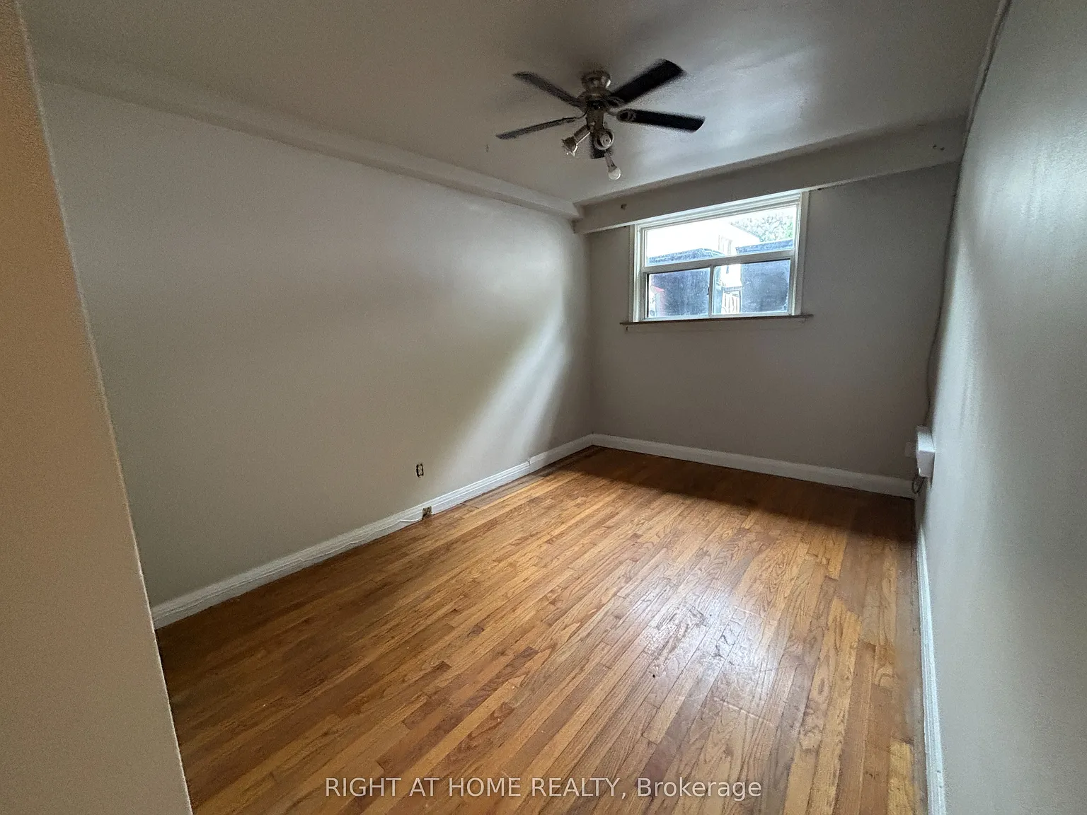 2 bed, $1,800 — Photo 3