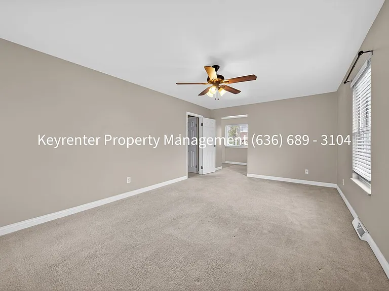 15362 Olive Blvd — Photo 13