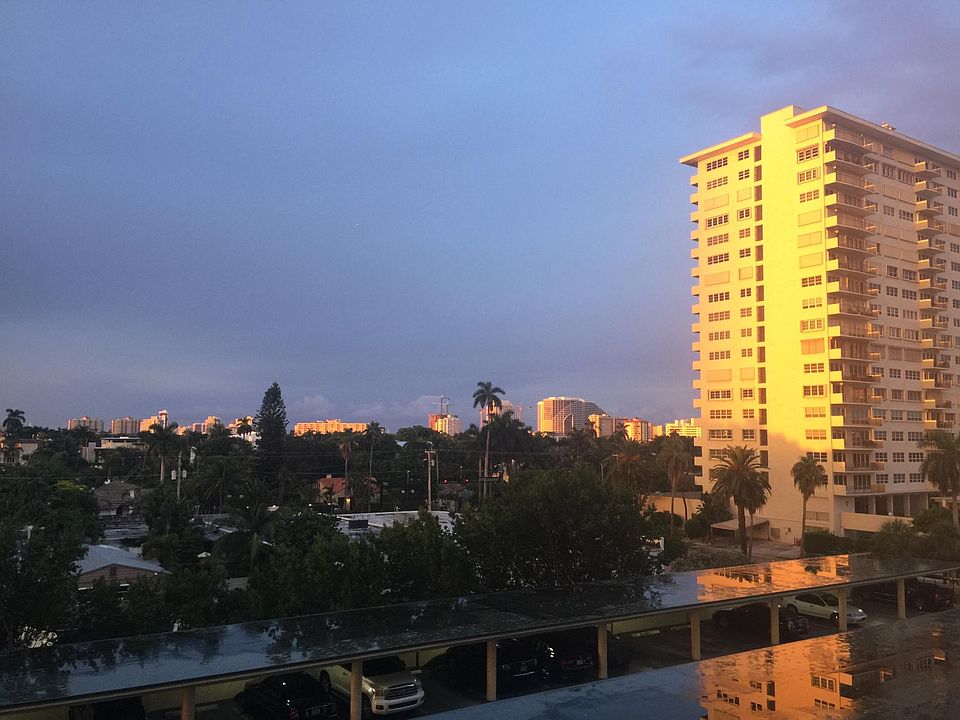 1st image of 340 Sunset Dr APT 507