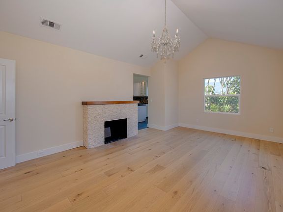 5th image of 308 Oceano Ave