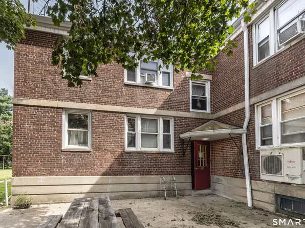 744 Canaan Road #Blg87 21, Bridgeport, CT 06610