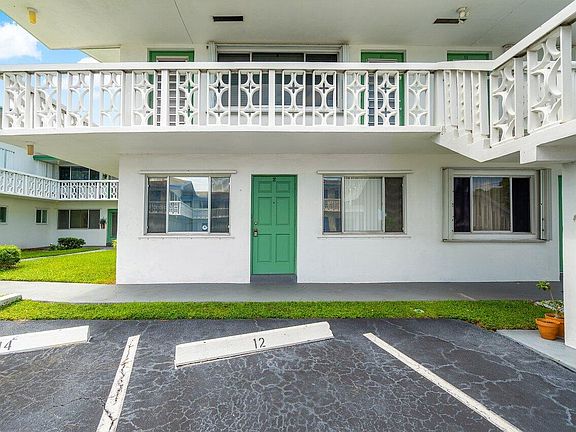 2nd image of 2004 Lake Osborne Drive #2