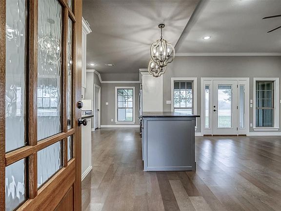 5th image of 6405 Parkview Dr