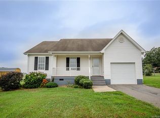 104 Farmview Ln, Statesville, NC 28625