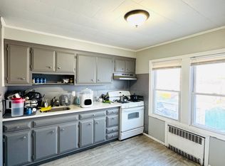 3158 Kennedy Blvd #2, Jersey City, NJ 07306