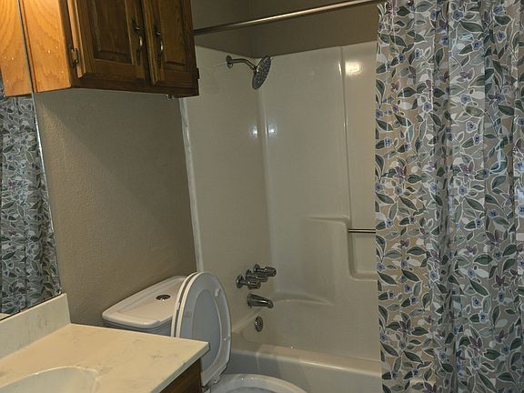 3rd image of 12860 Candleridge Dr