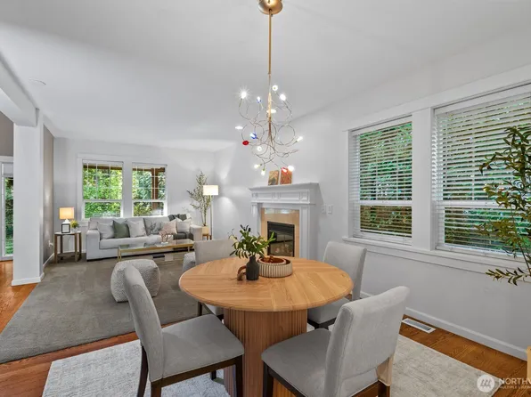 10220 NE Yaquina Avenue, Bainbridge Island, WA 98110
