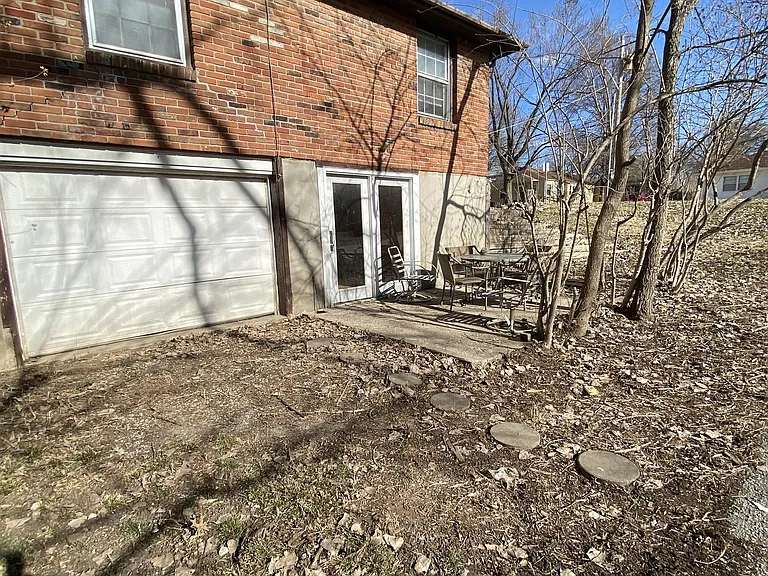 1509-1511 W College Ter — Photo 4
