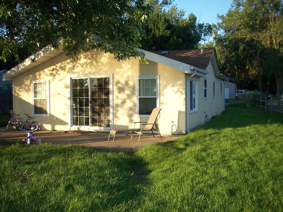 1st image of 17012 Lakewood Dr