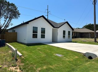 5404 Van Horn Dr, Granbury, TX 76048