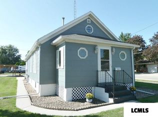 1223 State Highway 8th St, Lincoln, IL 62656