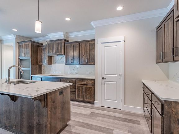 5th image of 32799 Broomsedge Place