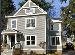 25 Waterbury St, Saratoga Springs, NY 12866