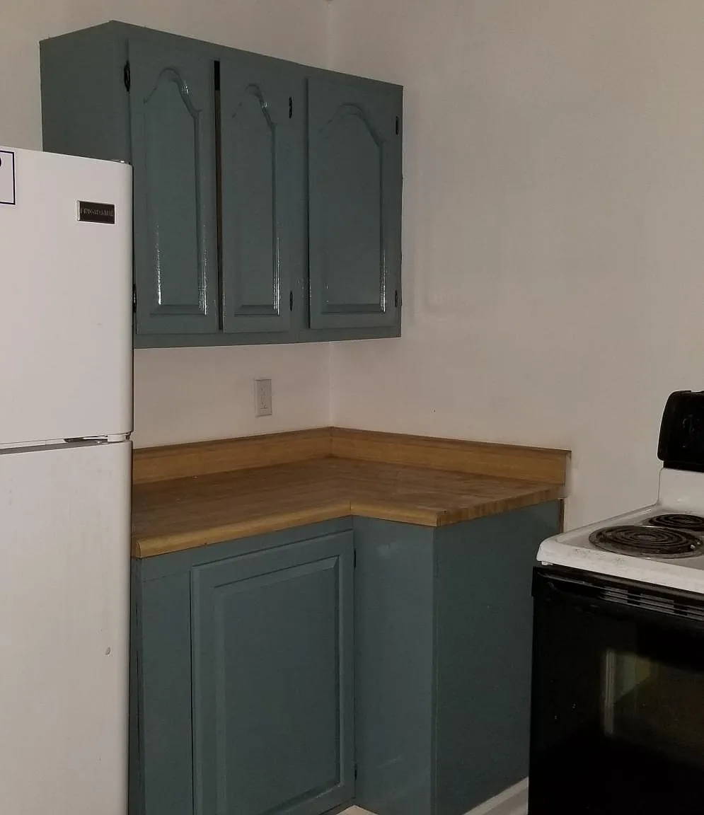 2 bed, 1125 sqft, $795 — Photo 2