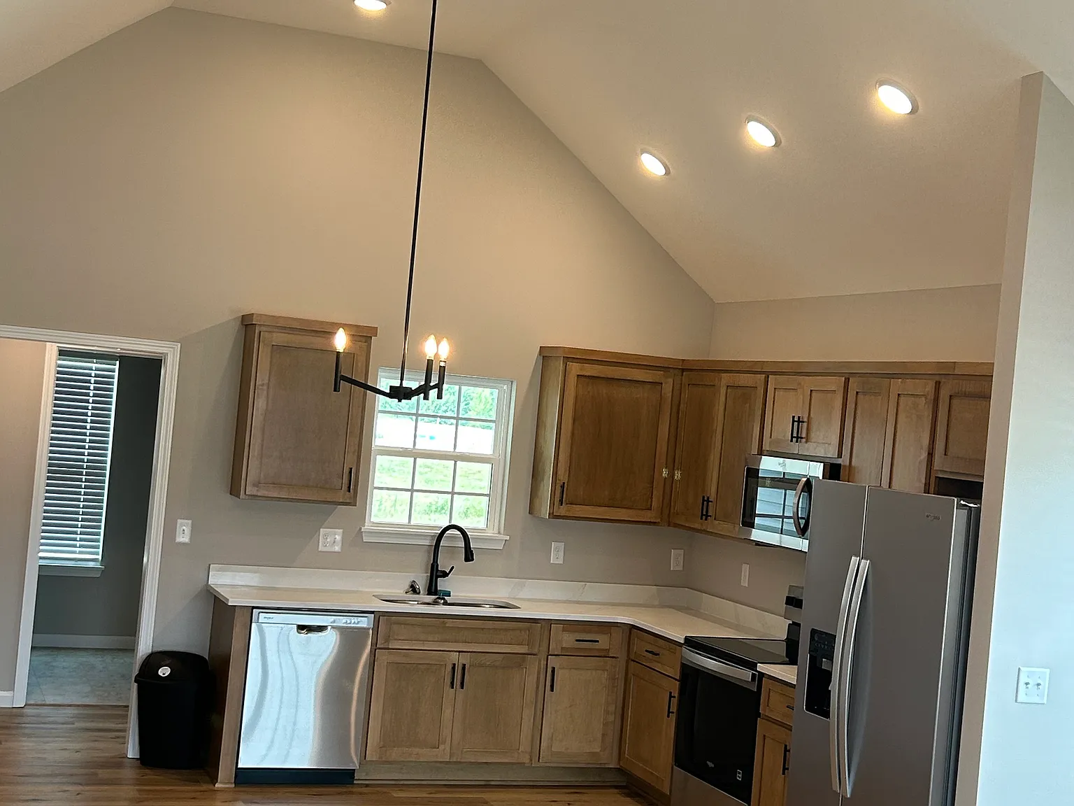 3 bed, 1308 sqft, $1,750 — Photo 2