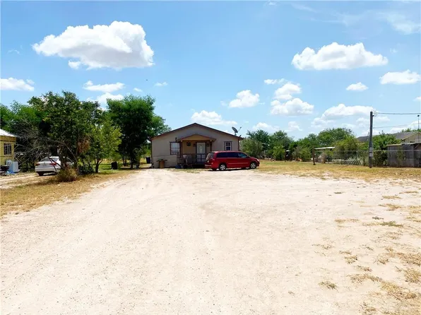 17520 El Polvorin Dr, Penitas, TX 78576